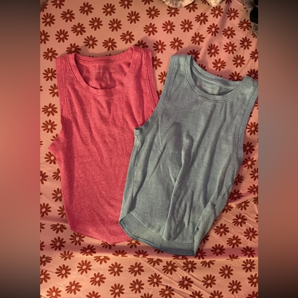 american eagle size medium crop tops